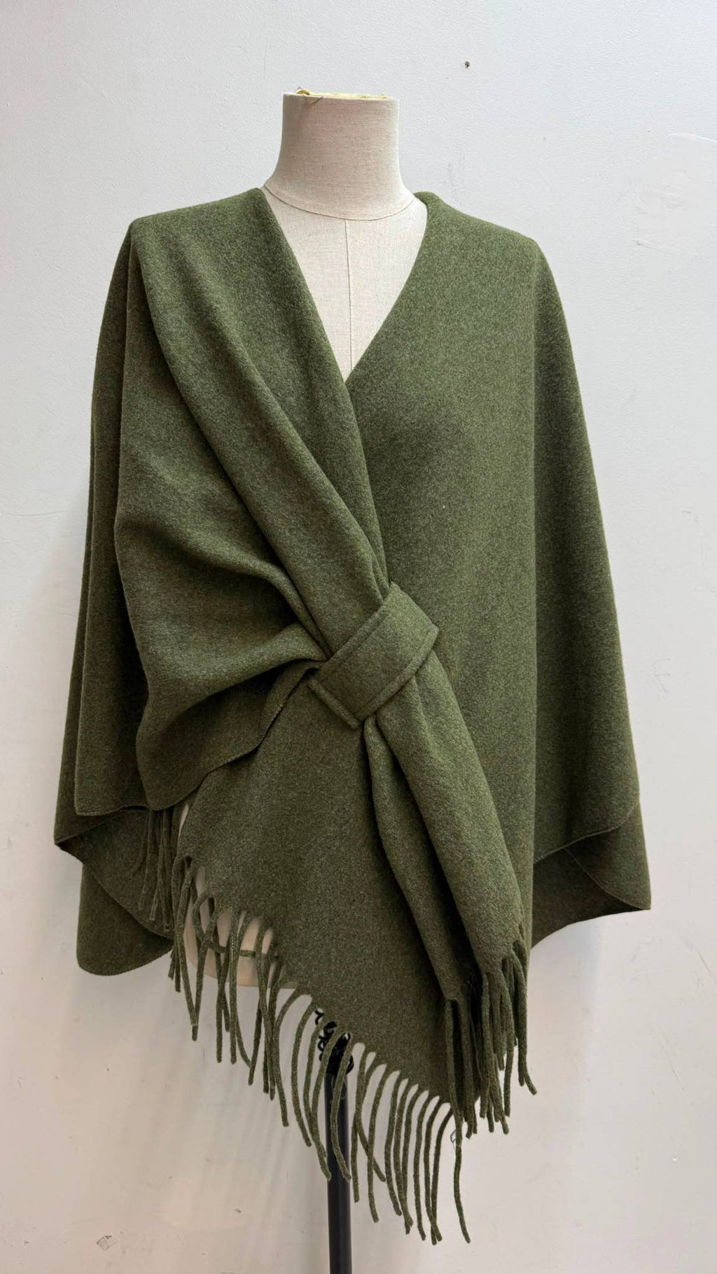 Cape og poncho i ullblanding
