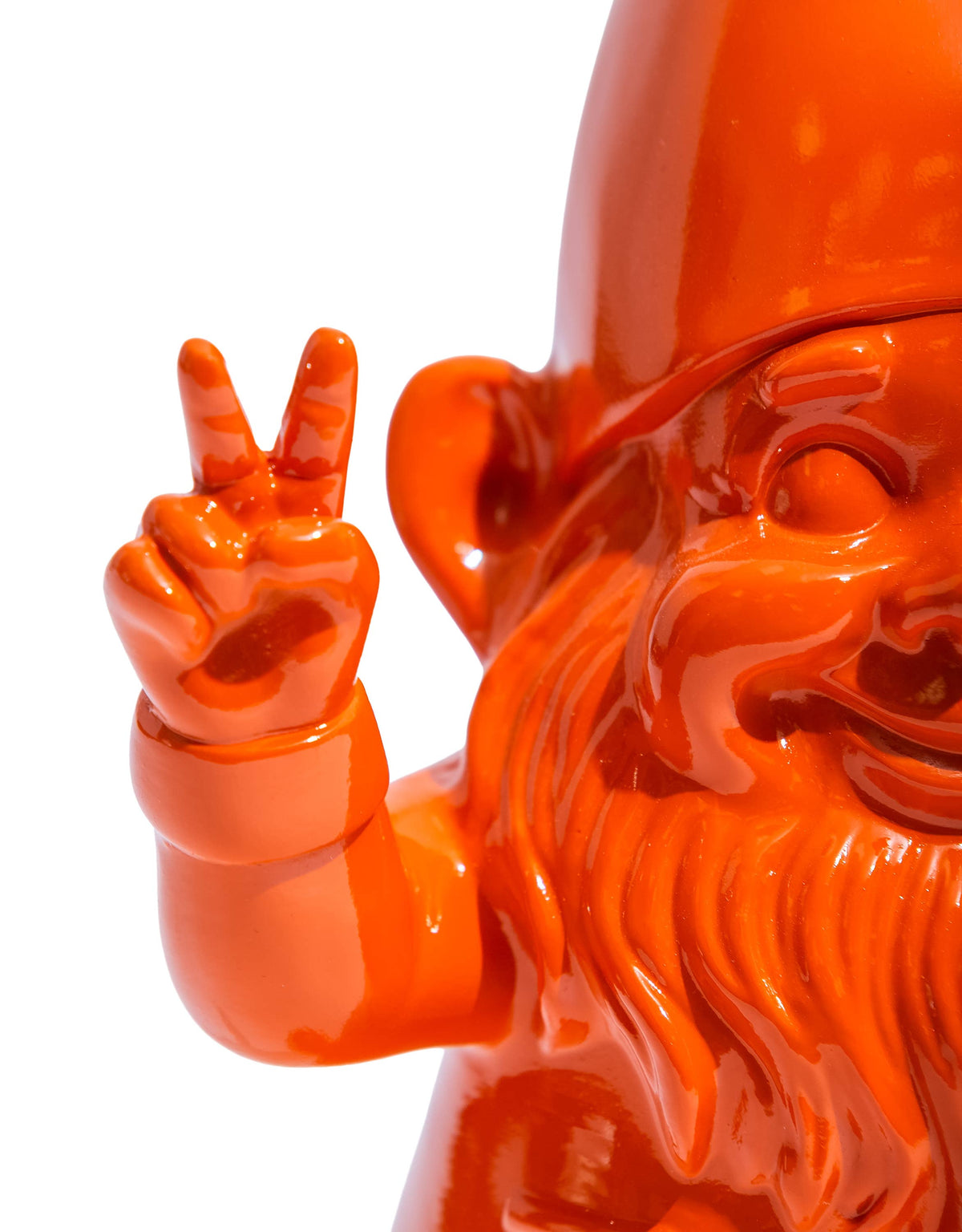 McGowan – Nisse med fredstegn i oransje