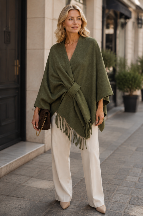 Joy’s Farfalla olivengrønn poncho med belte og frynser